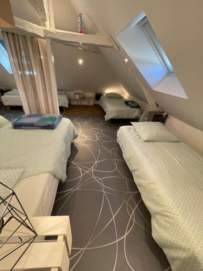 Duplex Appartamento Beaumont-sur-Sarthe Esterno foto