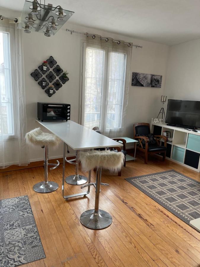 Duplex Appartamento Beaumont-sur-Sarthe Esterno foto